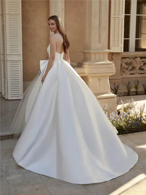 Elizah – Image 2