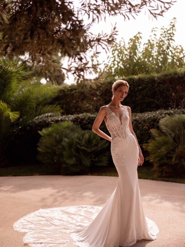 Robe de mariée Demetrios 1600 - vue 1
